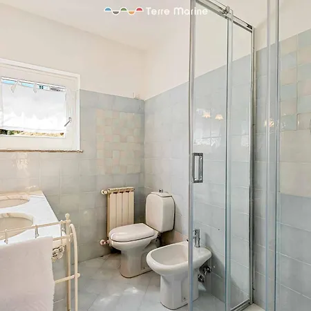 Villa Scirocco, Terremarine La Spezia